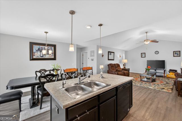 107 Dasher Drive, Springfield, GA 31329