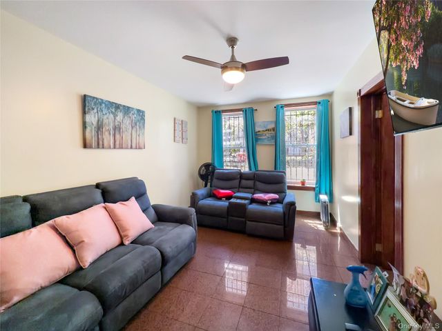 848 43rd Street 22, Brooklyn, NY 11232