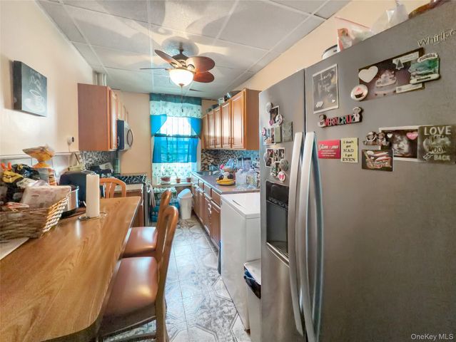 848 43rd Street 22, Brooklyn, NY 11232