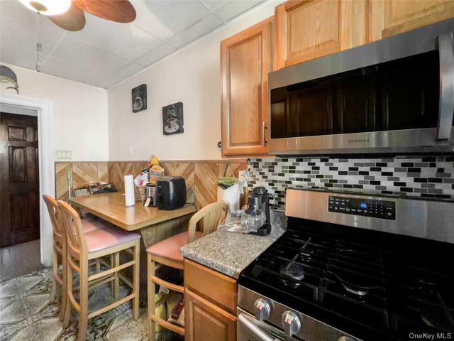 848 43rd Street 22, Brooklyn, NY 11232