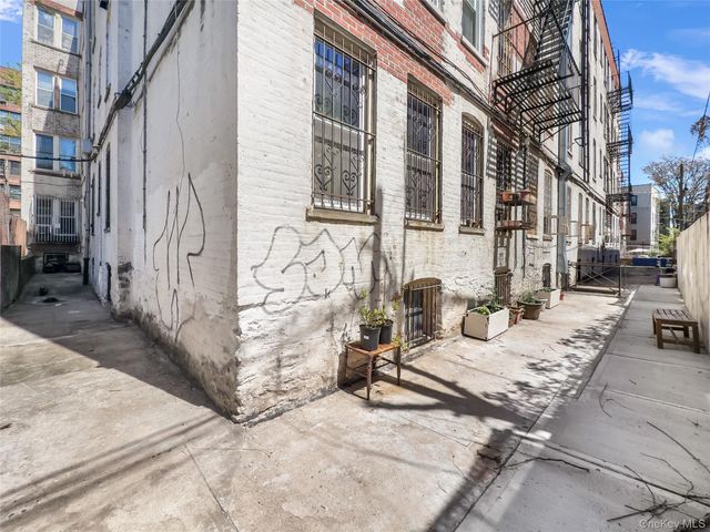 848 43rd Street 22, Brooklyn, NY 11232