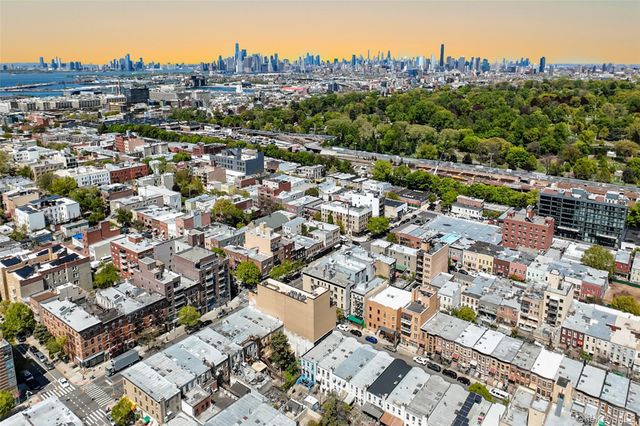 848 43rd Street 22, Brooklyn, NY 11232