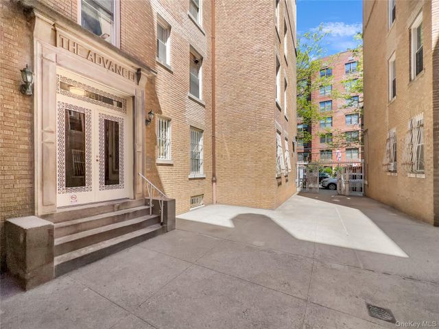 848 43rd Street 22, Brooklyn, NY 11232