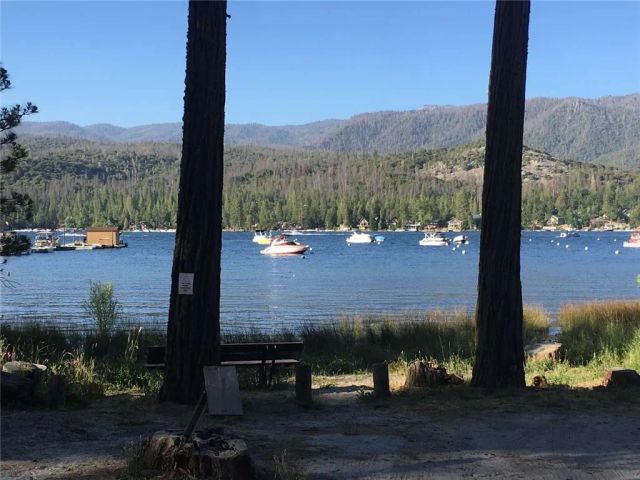 52854 Balsam Drive, Oakhurst, CA 93644