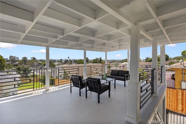 4520 W 64th, Inglewood, CA 90302