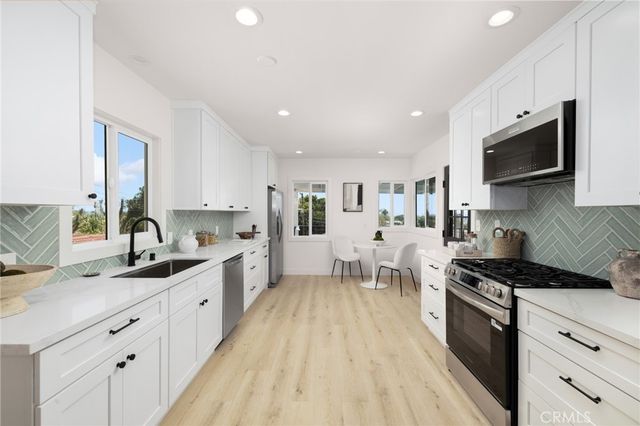 4520 W 64th, Inglewood, CA 90302