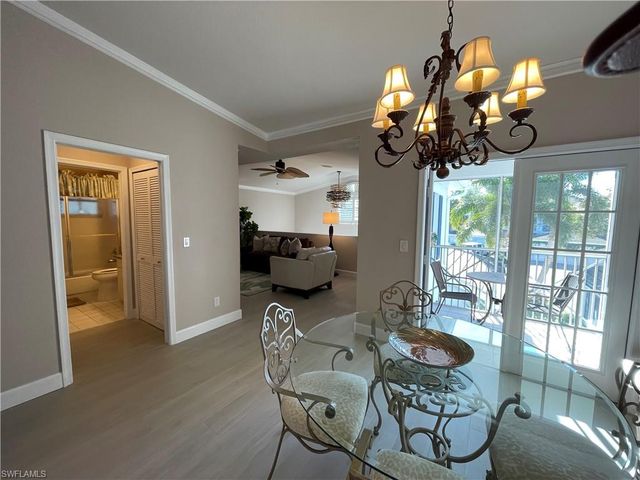 7046 Barrington CIR # 202, Naples, FL 34108