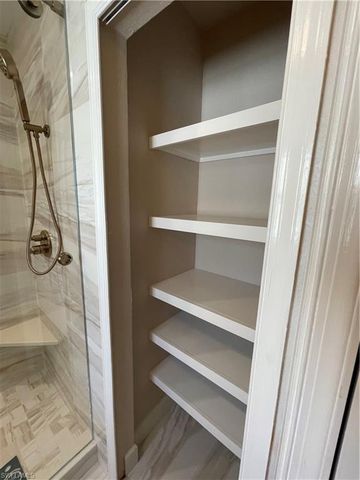 7046 Barrington CIR # 202, Naples, FL 34108