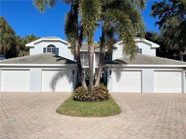 7046 Barrington CIR # 202, Naples, FL 34108