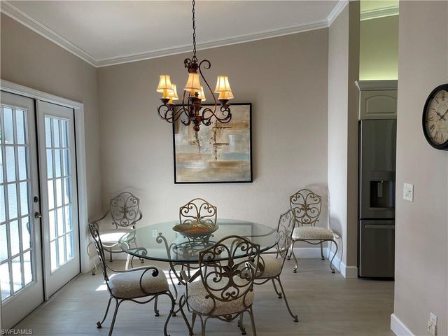 7046 Barrington CIR # 202, Naples, FL 34108