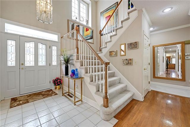 3204 W 129th Street, Leawood, KS 66209