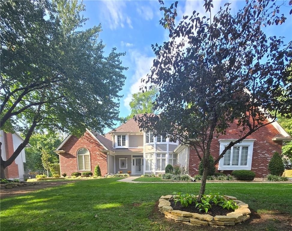 3204 W 129th Street, Leawood, KS 66209