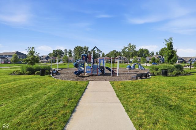 5807 Walkabout Way, Brownsburg, IN 46112