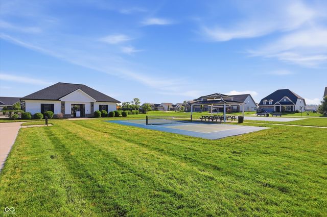 5807 Walkabout Way, Brownsburg, IN 46112