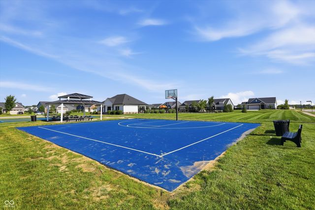 5807 Walkabout Way, Brownsburg, IN 46112