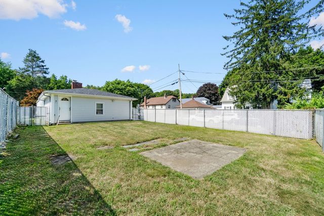 11 Hemlock Drive, Johnston, RI 02919