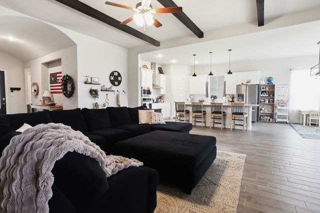 910 Park Vista Drive, Justin, TX 76247