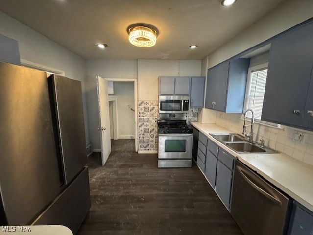 888 Roanoke Road, Cleveland Heights, OH 44121