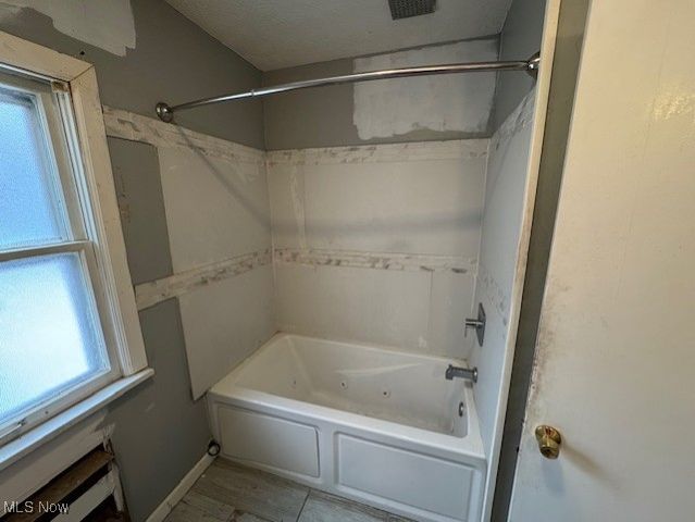 888 Roanoke Road, Cleveland Heights, OH 44121