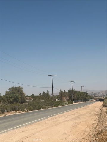 23421 Colony Road, Apple Valley, CA 92308