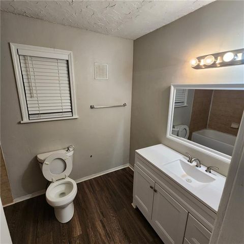 1000 Fox Valley Trail, Stone Mountain, GA 30088