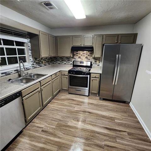 1000 Fox Valley Trail, Stone Mountain, GA 30088