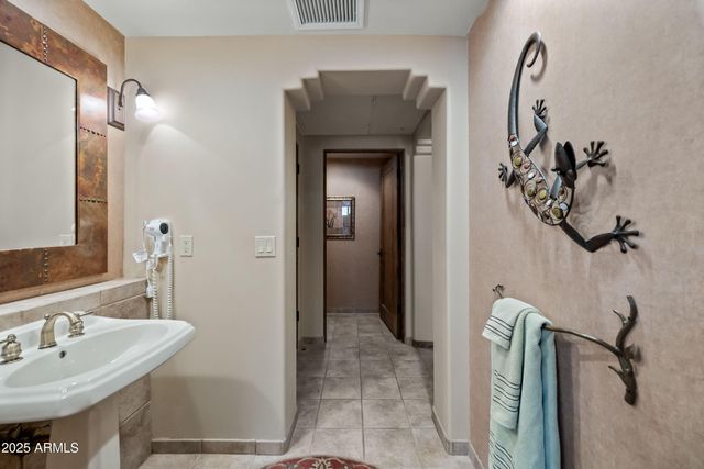 36601 N Mule Train Road 40a, Carefree, AZ 85377