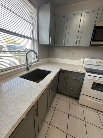 4210 SW 25th St 1, West Park, FL 33023