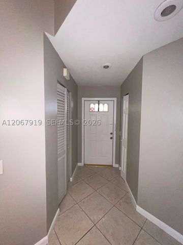 1591 Springside Dr 1591, Weston, FL 33326