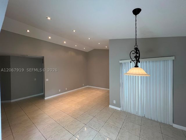 1591 Springside Dr 1591, Weston, FL 33326