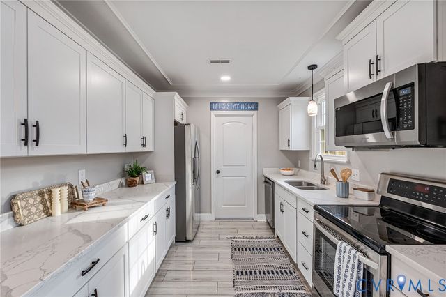 131 W Westover Ave, Colonial Heights, VA 23834