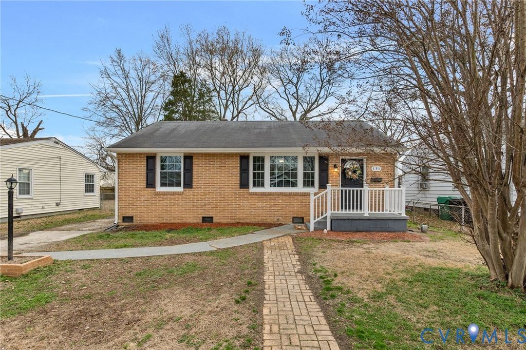 131 W Westover Ave, Colonial Heights, VA 23834