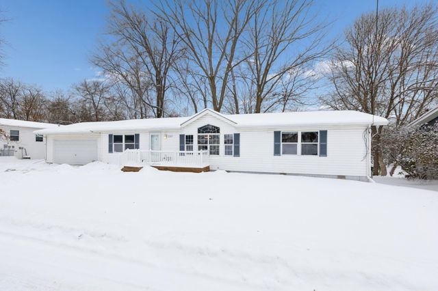 2207 Robin Lane, Buffalo, MN 55313