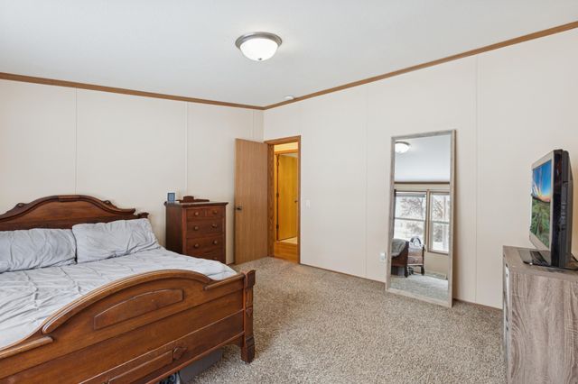 2207 Robin Lane, Buffalo, MN 55313