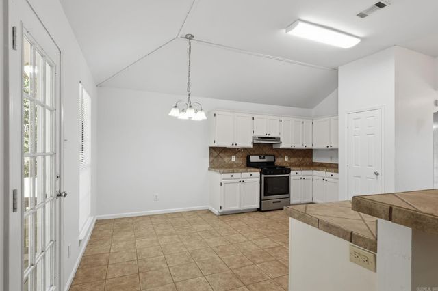 2570 Peabody Drive, Conway, AR 72032