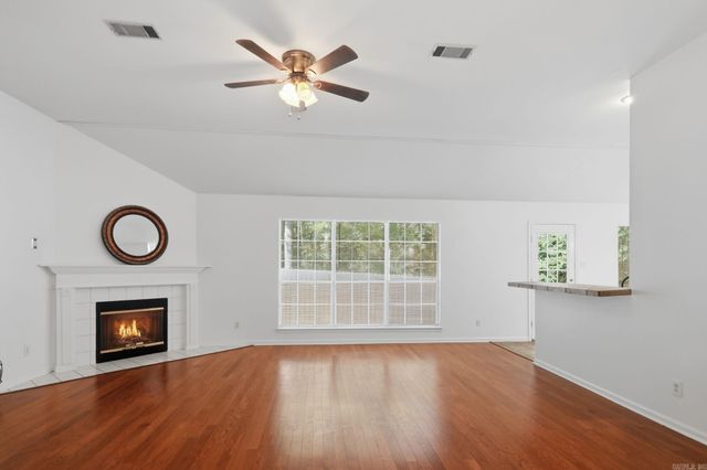 2570 Peabody Drive, Conway, AR 72032