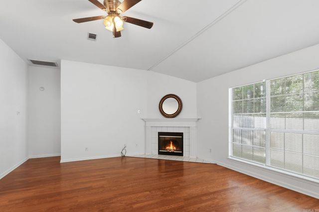 2570 Peabody Drive, Conway, AR 72032