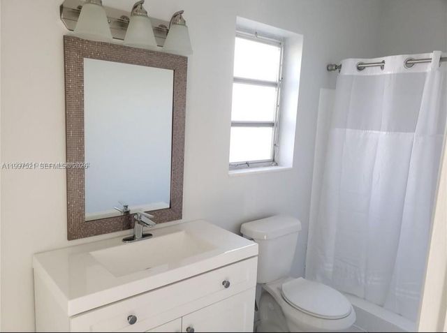 3040 SW 77th Ct 0, Miami, FL 33155