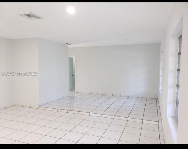 3040 SW 77th Ct 0, Miami, FL 33155