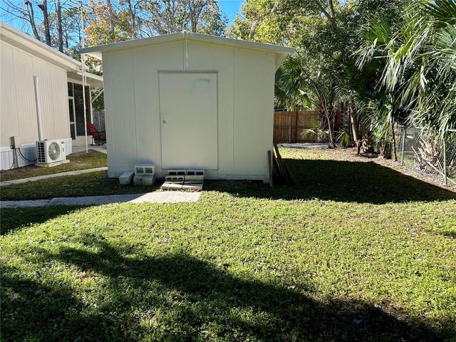 23917 DEER ROAD, Astor, FL 32102