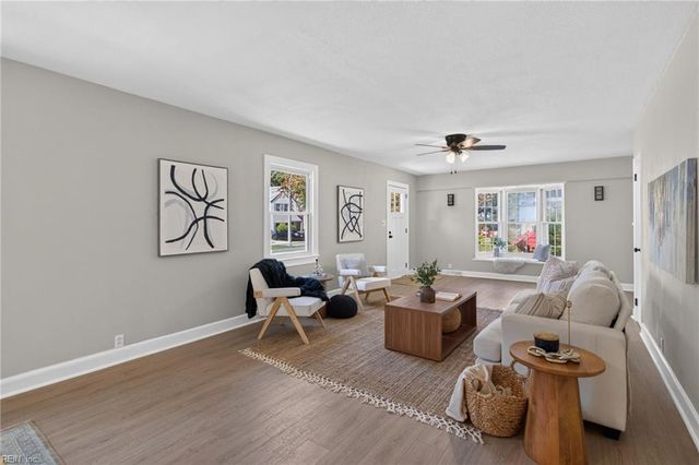 14 Alpine ST, Newport News, VA 23606