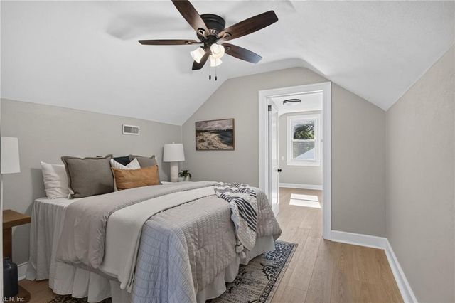 14 Alpine ST, Newport News, VA 23606