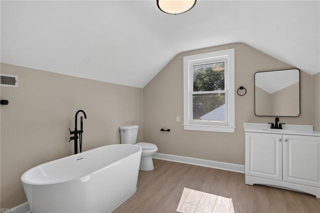14 Alpine ST, Newport News, VA 23606