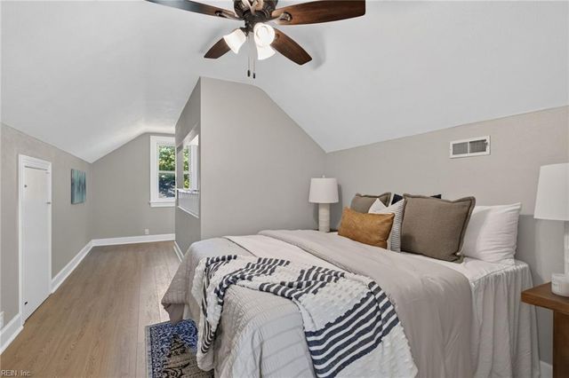 14 Alpine ST, Newport News, VA 23606