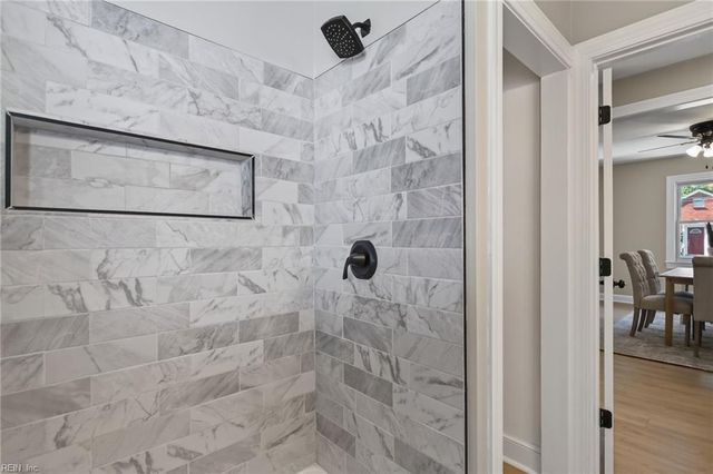 14 Alpine ST, Newport News, VA 23606