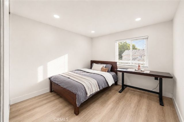 47 Fox 27, Irvine, CA 92614