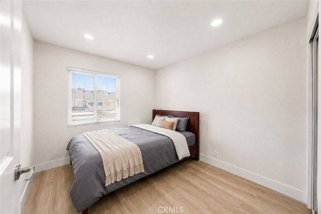 47 Fox 27, Irvine, CA 92614