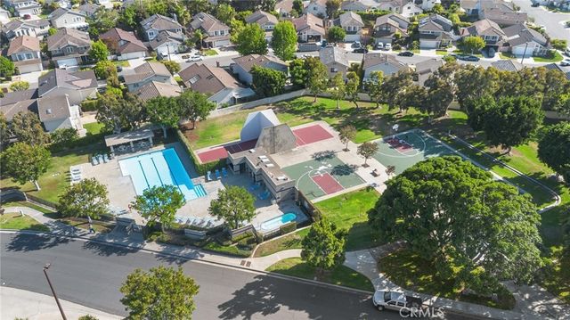 47 Fox 27, Irvine, CA 92614