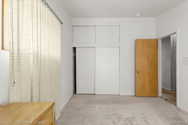 9768 Seavitt Drive, Allen Park, MI 48101