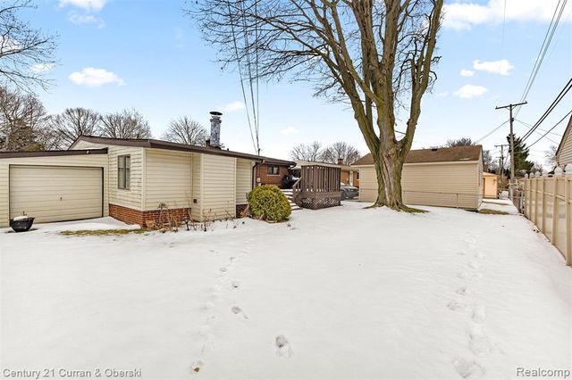 9768 Seavitt Drive, Allen Park, MI 48101